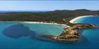 Monkey Point - Great Keppel Island - QLD (PBH4 00 18756)